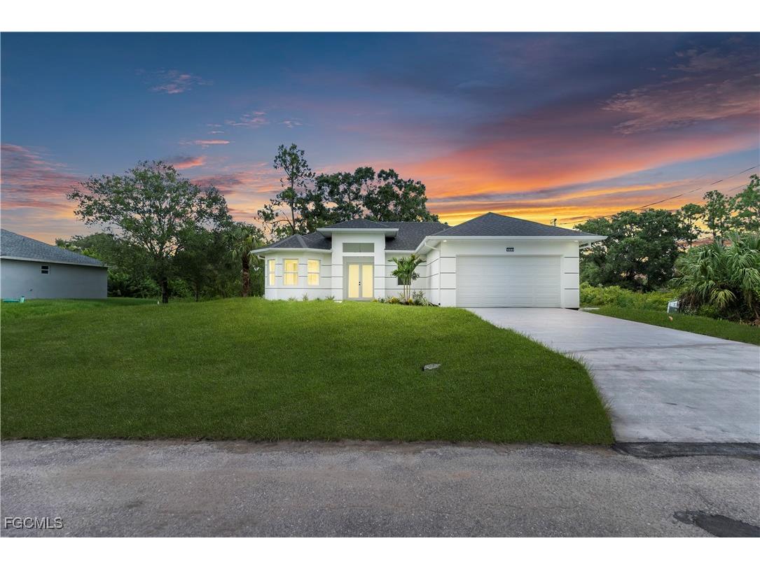 404 W 15th Street Lehigh Acres FL 33972 2025009900 image2