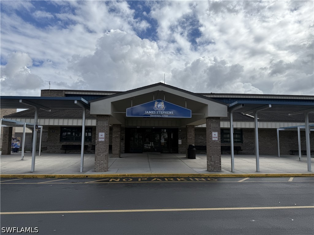 4040 Bell Street Fort Myers FL 33916 225083185 image4