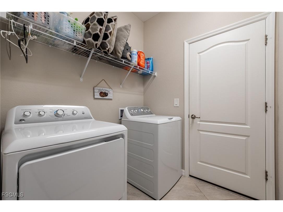 4040 E Hampton Circle Alva FL 33920 2025020124 image27