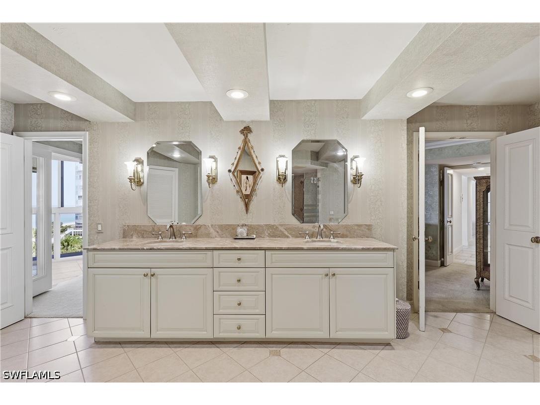4041 Gulf Shore Boulevard N #1007 Naples FL 34103 226018311 image22