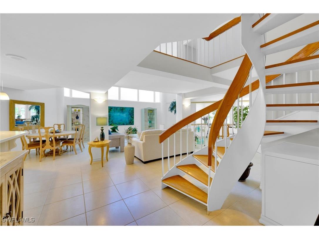 4041 Gulf Shore Boulevard N #108 Naples FL 34103 225034871 image3