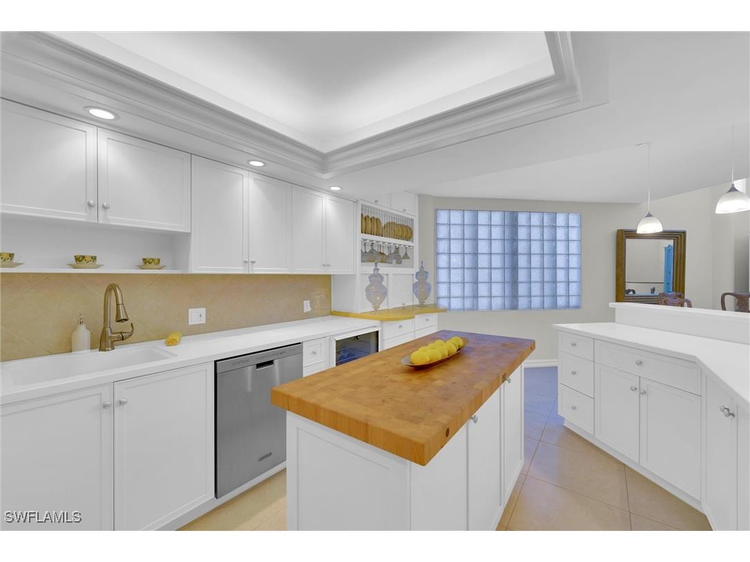 4041 Gulf Shore Boulevard N #108 Naples FL 34103 225034871 image7