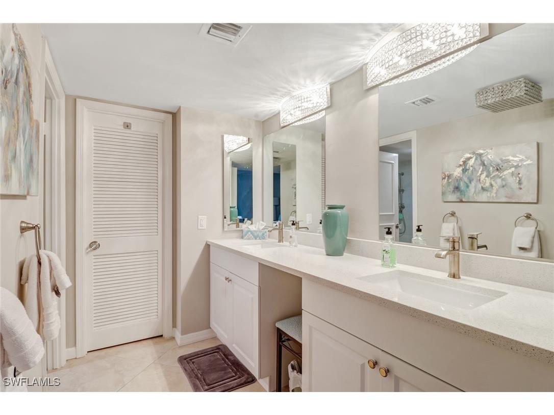 4041 Gulf Shore Boulevard N #1109 Naples FL 34103 225062162 image20