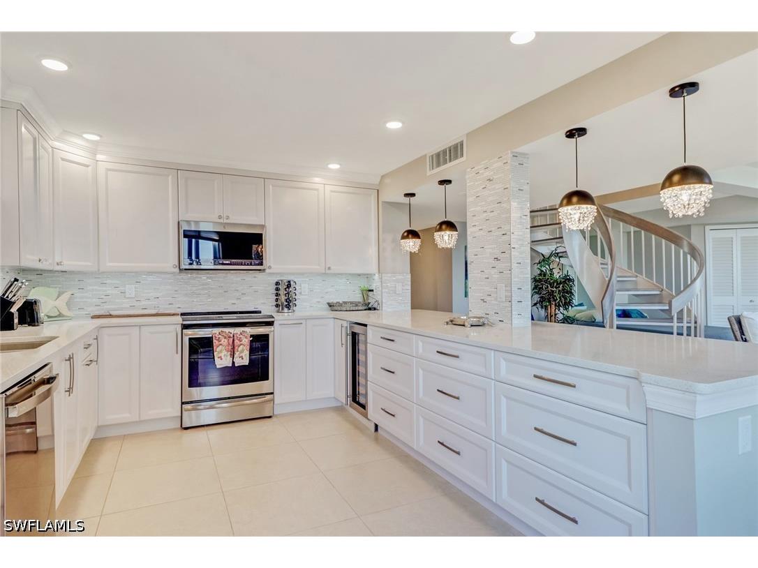 4041 Gulf Shore Boulevard N #1109 Naples FL 34103 226024473 image10