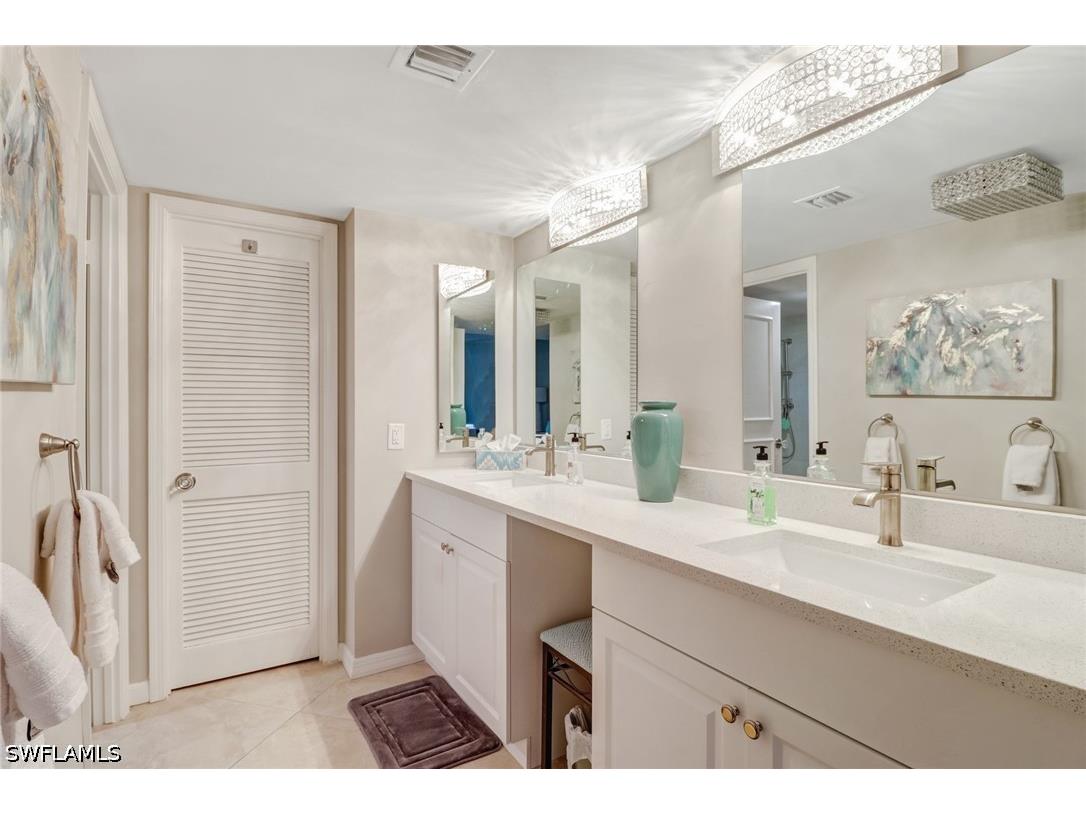 4041 Gulf Shore Boulevard N #1109 Naples FL 34103 226024473 image20