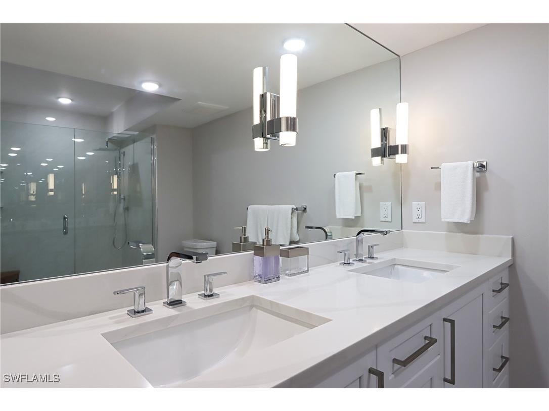 4041 Gulf Shore Boulevard N #1204 Naples FL 34103 225071033 image9