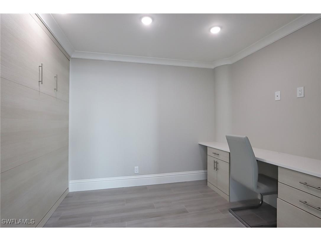 4041 Gulf Shore Boulevard N #1204 Naples FL 34103 226005707 image13