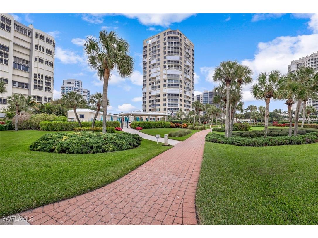 4041 Gulf Shore Boulevard N #1705 Naples FL 34103 225051415 image1