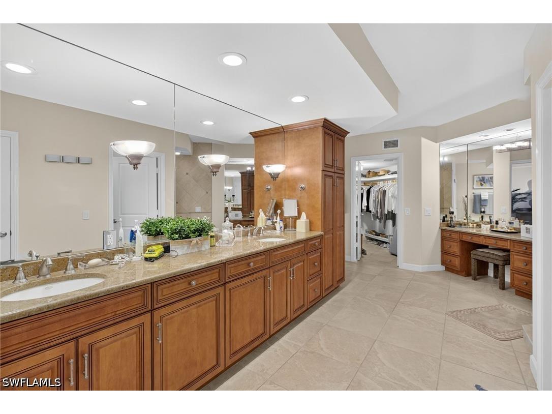 4041 Gulf Shore Boulevard N #1807 Naples FL 34103 226015806 image24