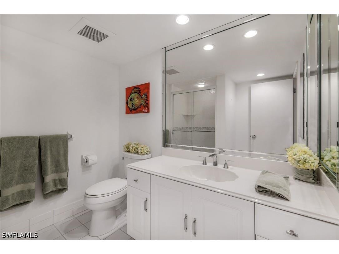 4041 Gulf Shore Boulevard N #204 Naples FL 34103 226017556 image24