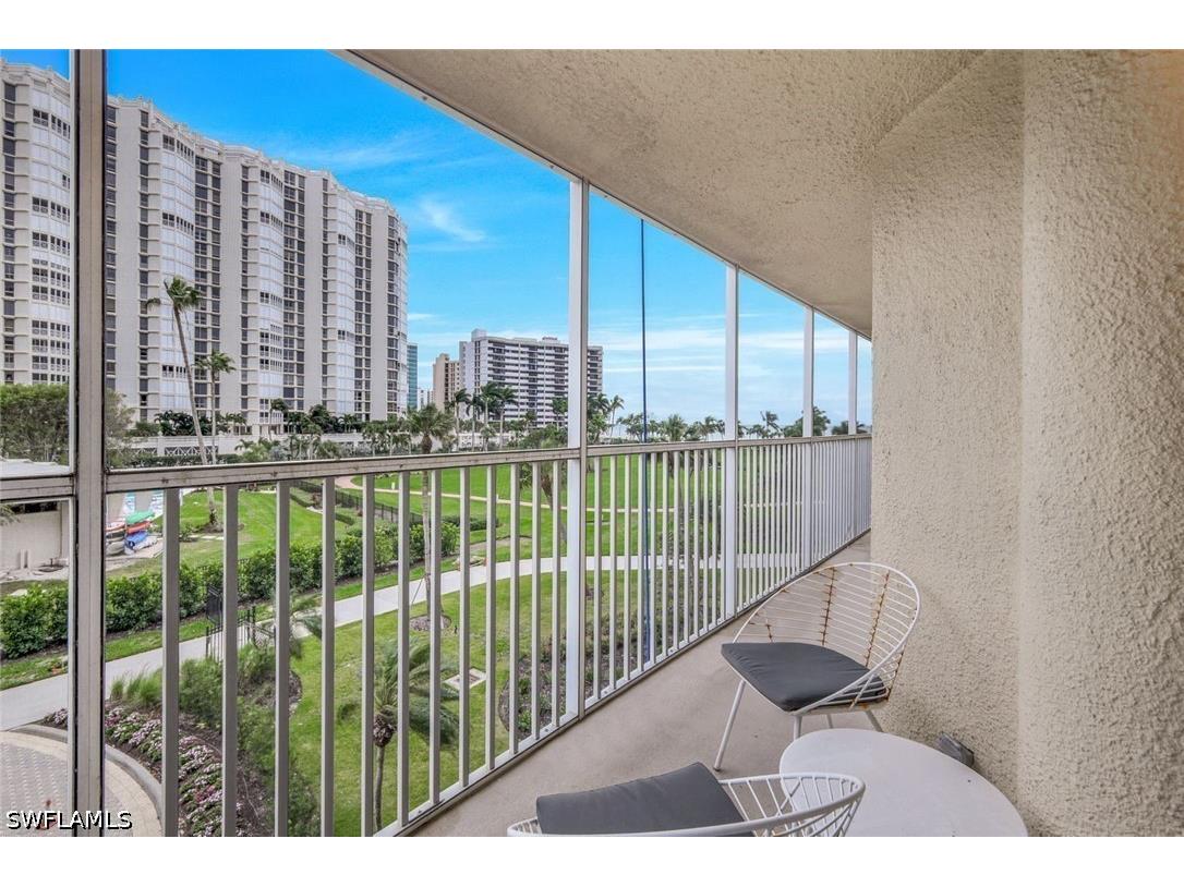 4041 Gulf Shore Boulevard N #204 Naples FL 34103 226017556 image27