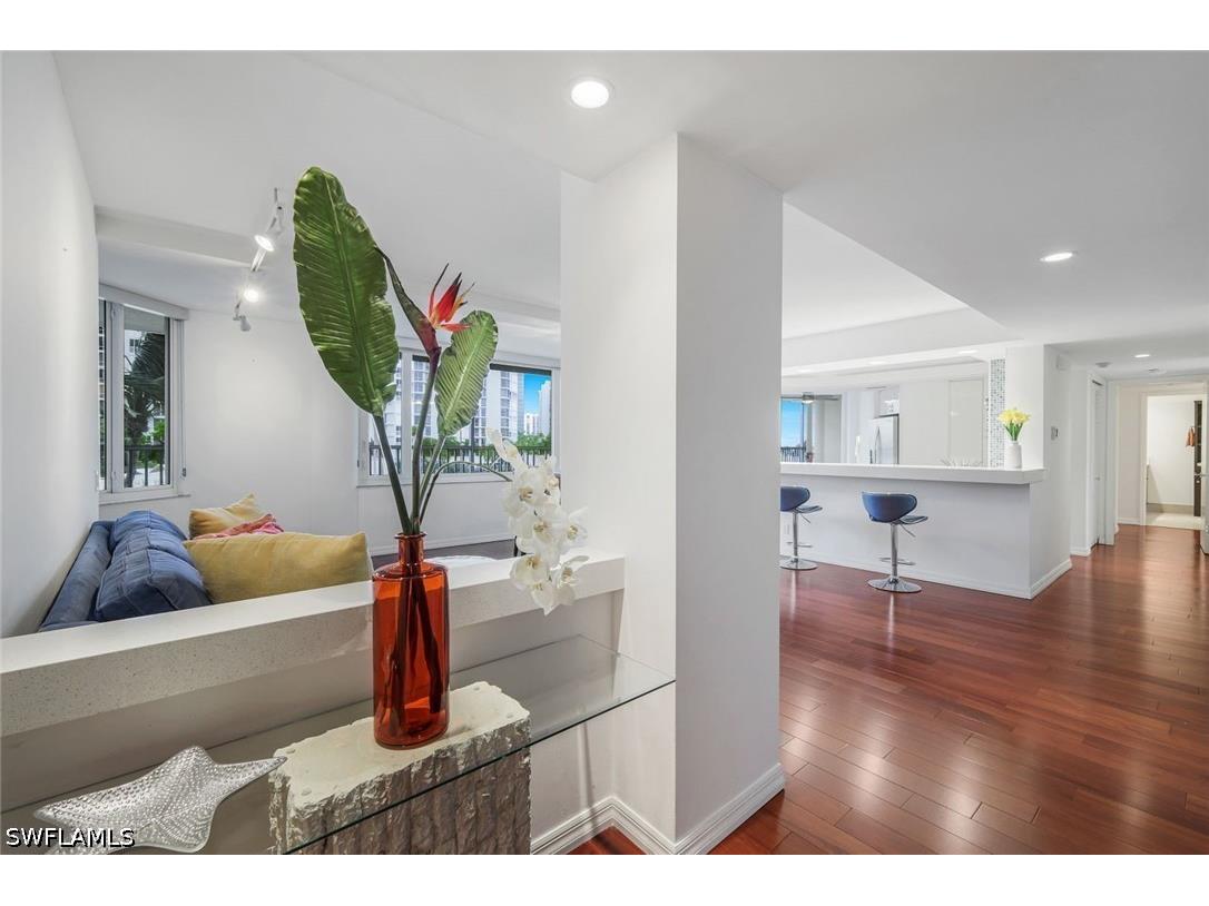 4041 Gulf Shore Boulevard N #204 Naples FL 34103 226017556 image3