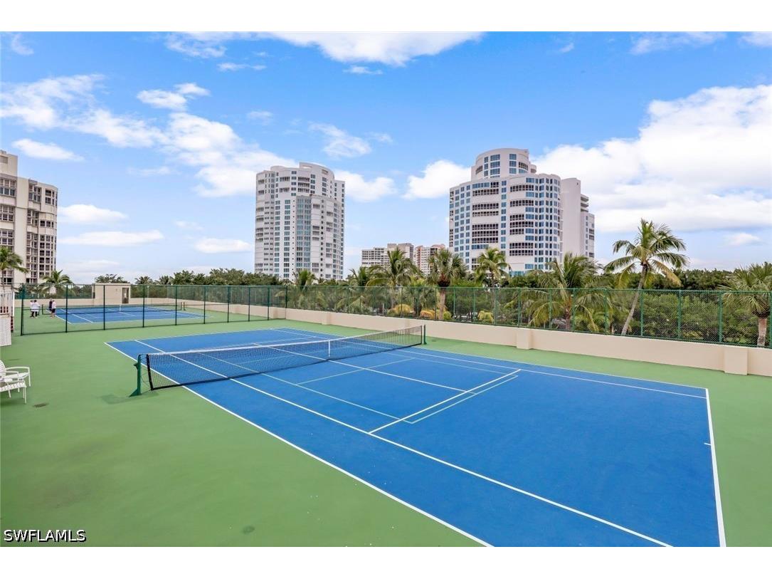 4041 Gulf Shore Boulevard N #204 Naples FL 34103 226017556 image33