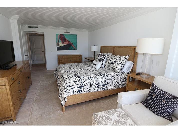 4041 Gulf Shore Boulevard N #301 Naples FL 34103 225051021 image14