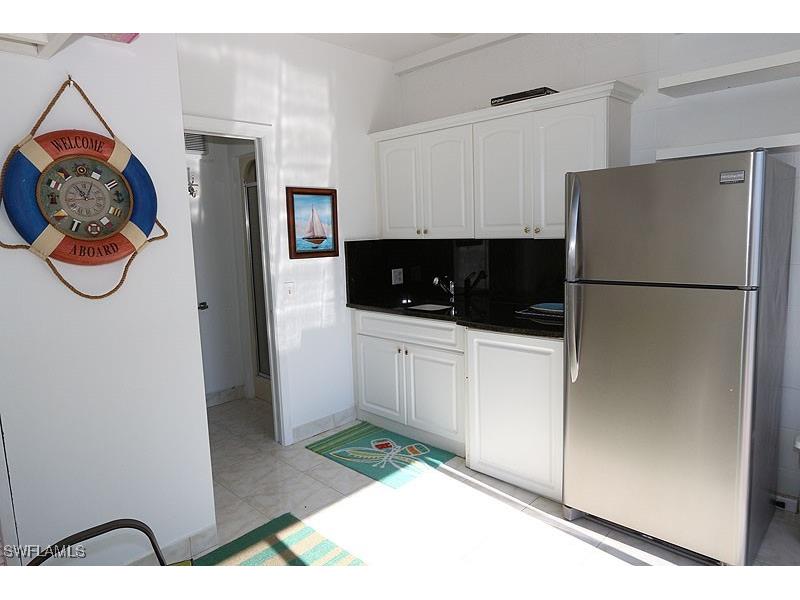 4041 Gulf Shore Boulevard N #301 Naples FL 34103 225051021 image24