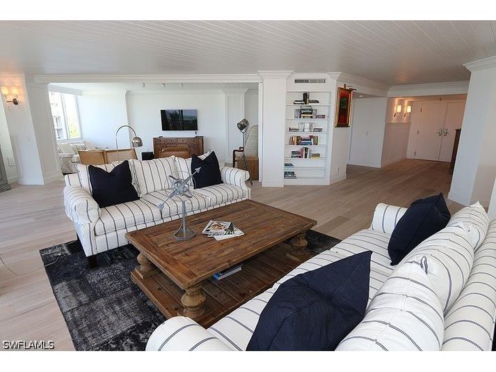 4041 Gulf Shore Boulevard N #301 Naples FL 34103 226019420 image5