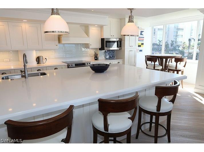 4041 Gulf Shore Boulevard N #301 Naples FL 34103 226019420 image9