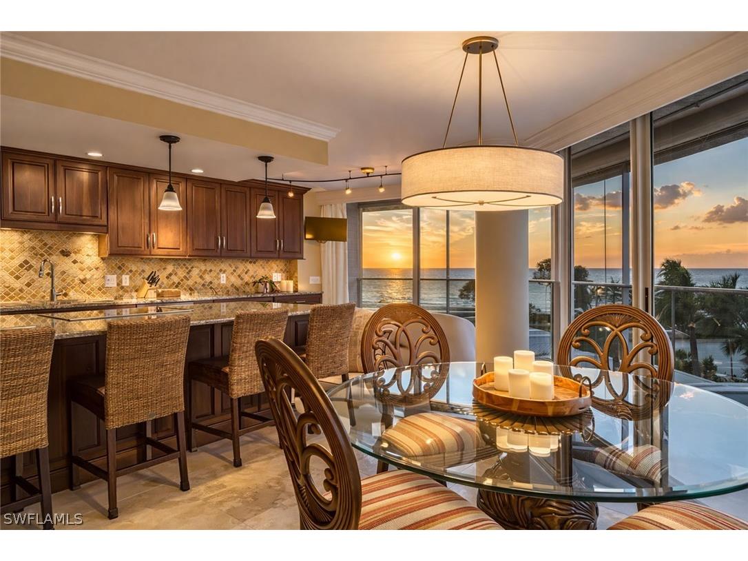 4041 Gulf Shore Boulevard N #303 Naples FL 34103 226006570 image1