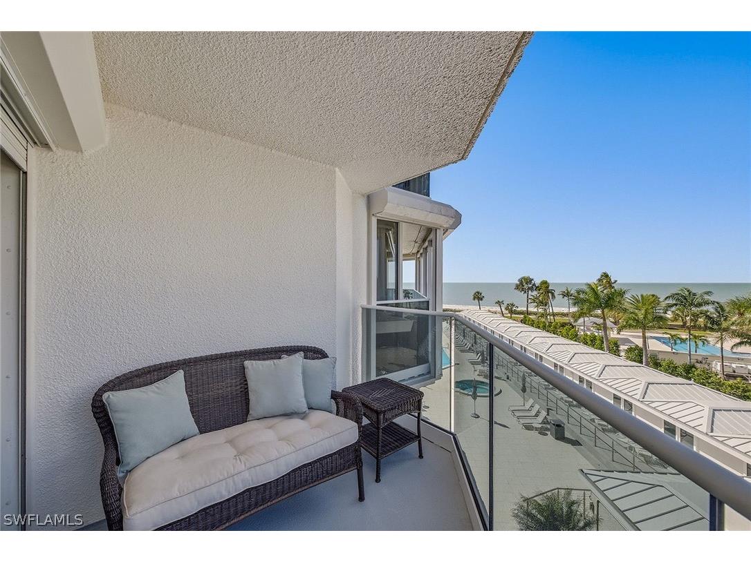 4041 Gulf Shore Boulevard N #303 Naples FL 34103 226006570 image15