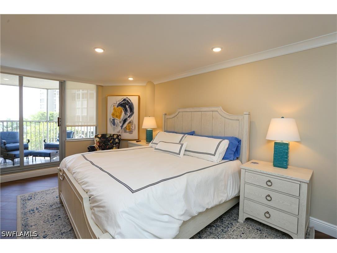 4041 Gulf Shore Boulevard N #305 Naples FL 34103 226015912 image21