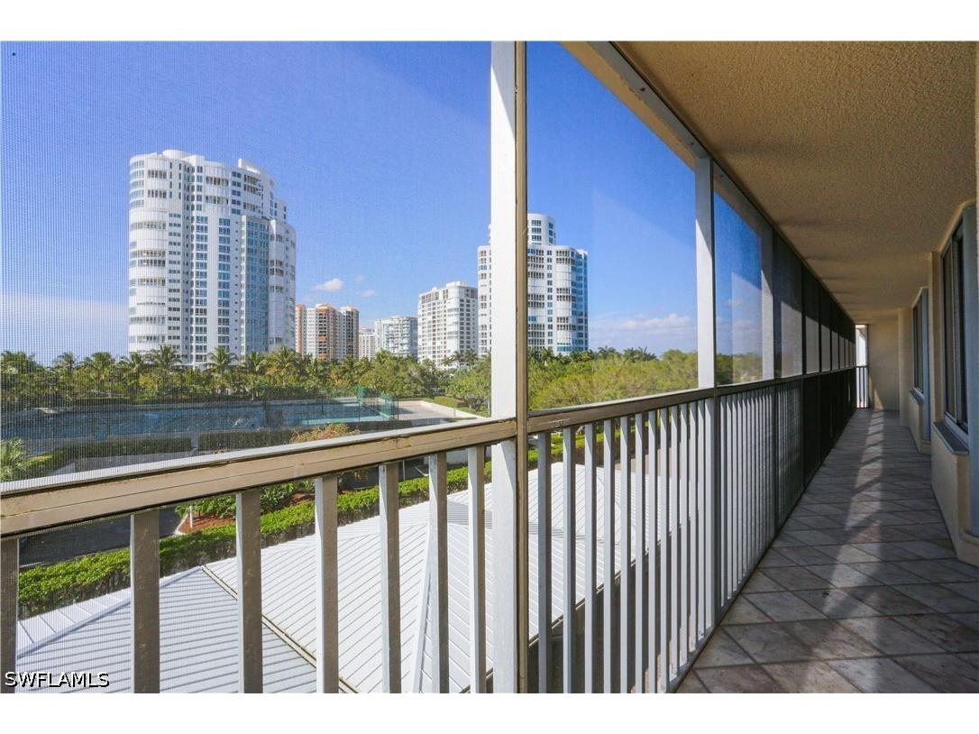 4041 Gulf Shore Boulevard N #305 Naples FL 34103 226015912 image27