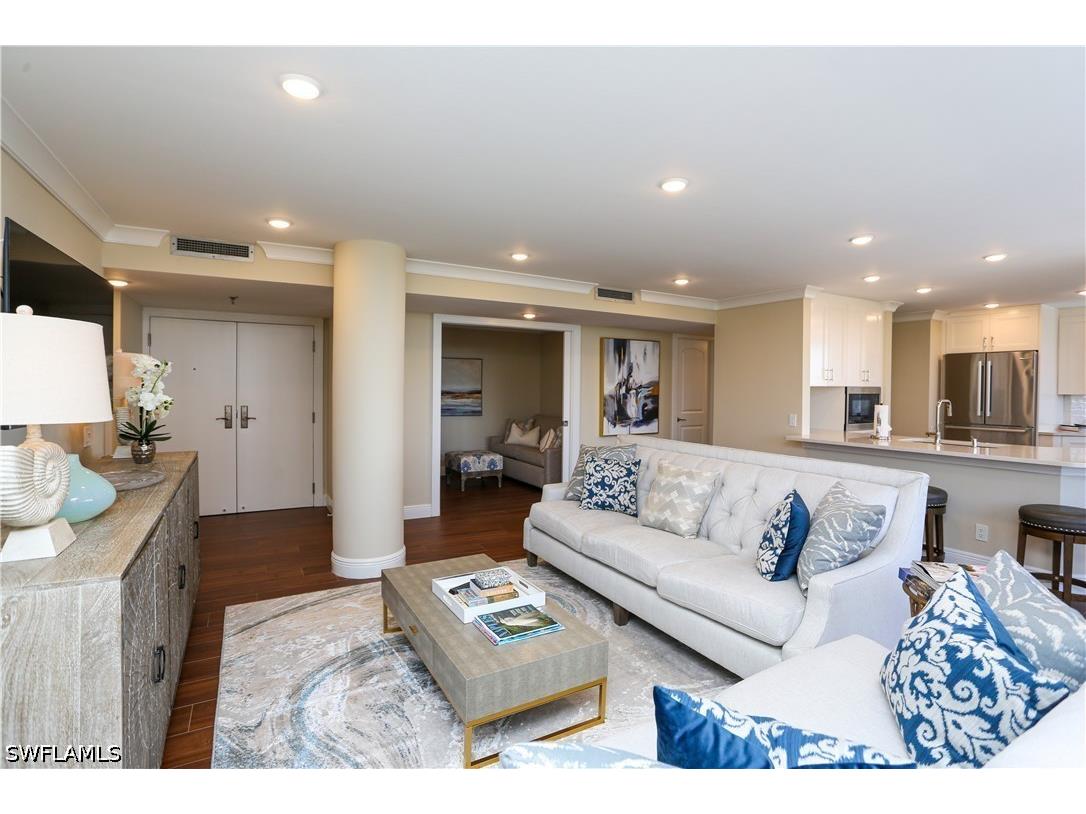 4041 Gulf Shore Boulevard N #305 Naples FL 34103 226015912 image5