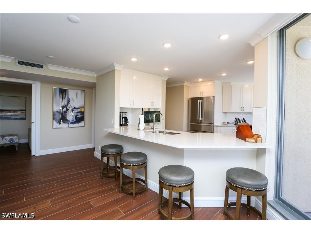 4041 Gulf Shore Boulevard N #305 Naples FL 34103 226015912 image6