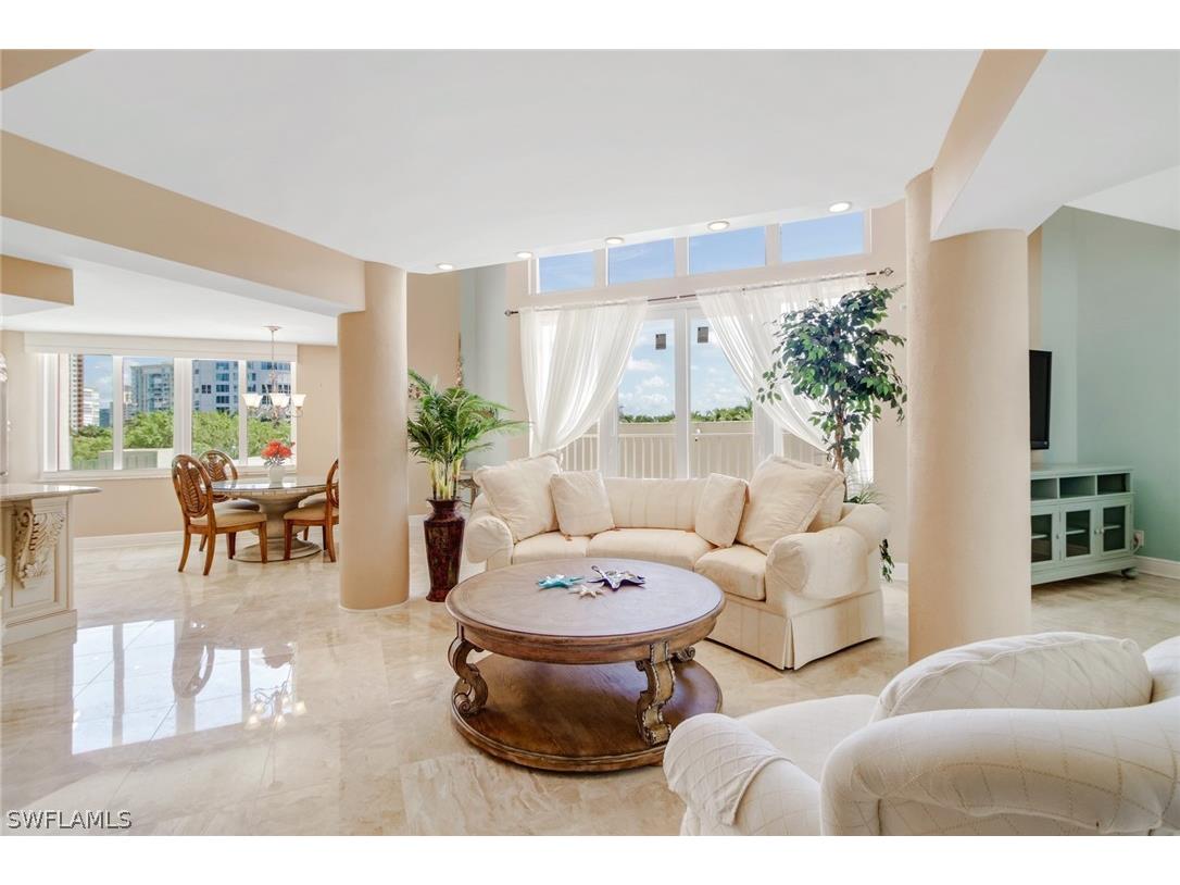 4041 Gulf Shore Boulevard N #308 Naples FL 34103 222070726 image1