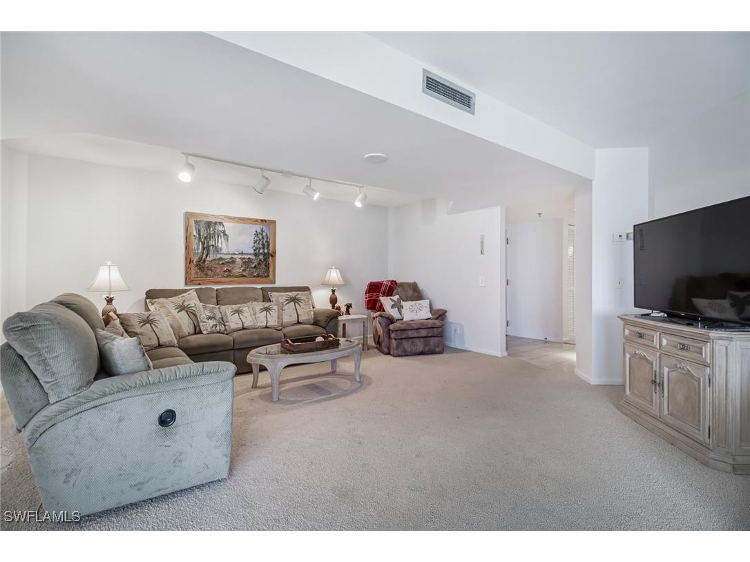 4041 Gulf Shore Boulevard N #402 Naples FL 34103 225062193 image10