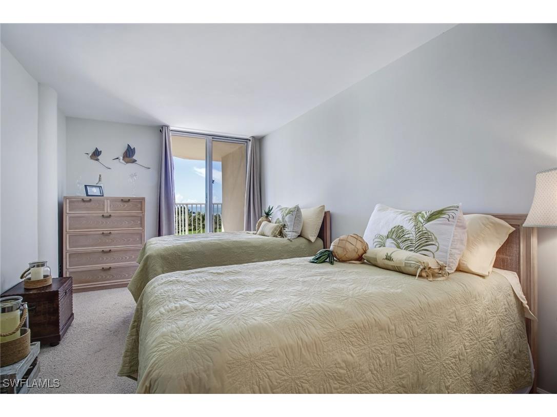 4041 Gulf Shore Boulevard N #402 Naples FL 34103 225062193 image18