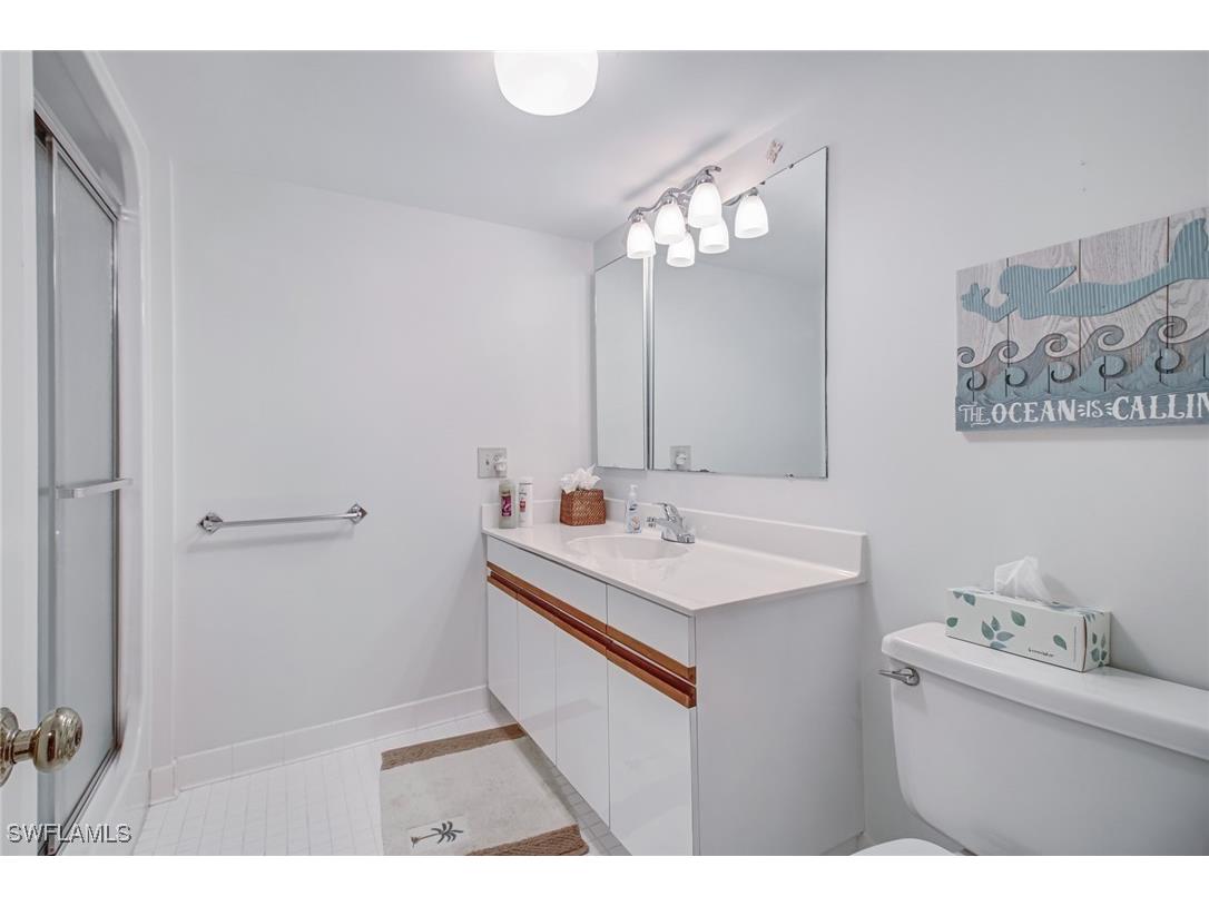 4041 Gulf Shore Boulevard N #402 Naples FL 34103 225062193 image22