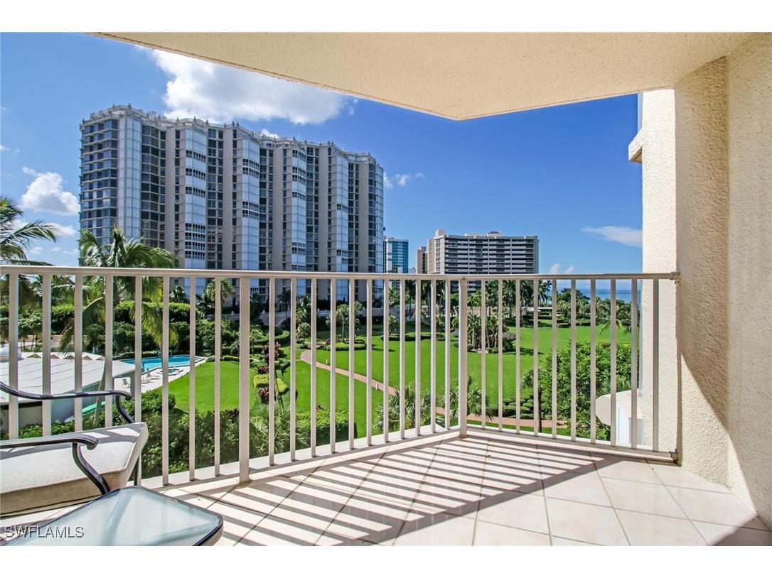 4041 Gulf Shore Boulevard N #402 Naples FL 34103 225062193 image3