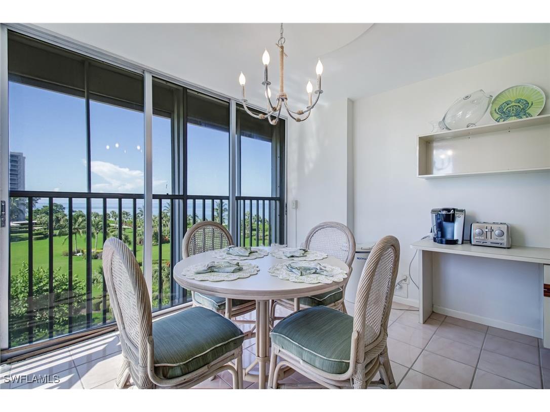 4041 Gulf Shore Boulevard N #402 Naples FL 34103 225062193 image4