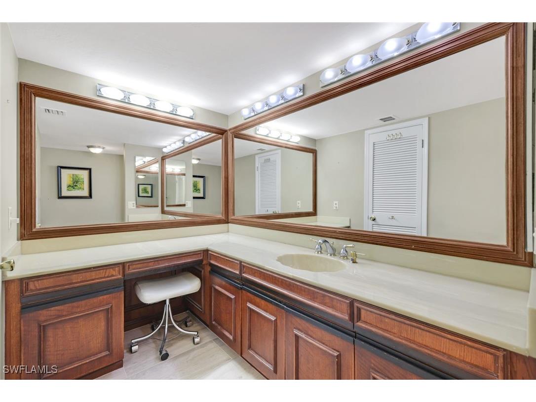 4041 Gulf Shore Boulevard N #403 Naples FL 34103 225066280 image23