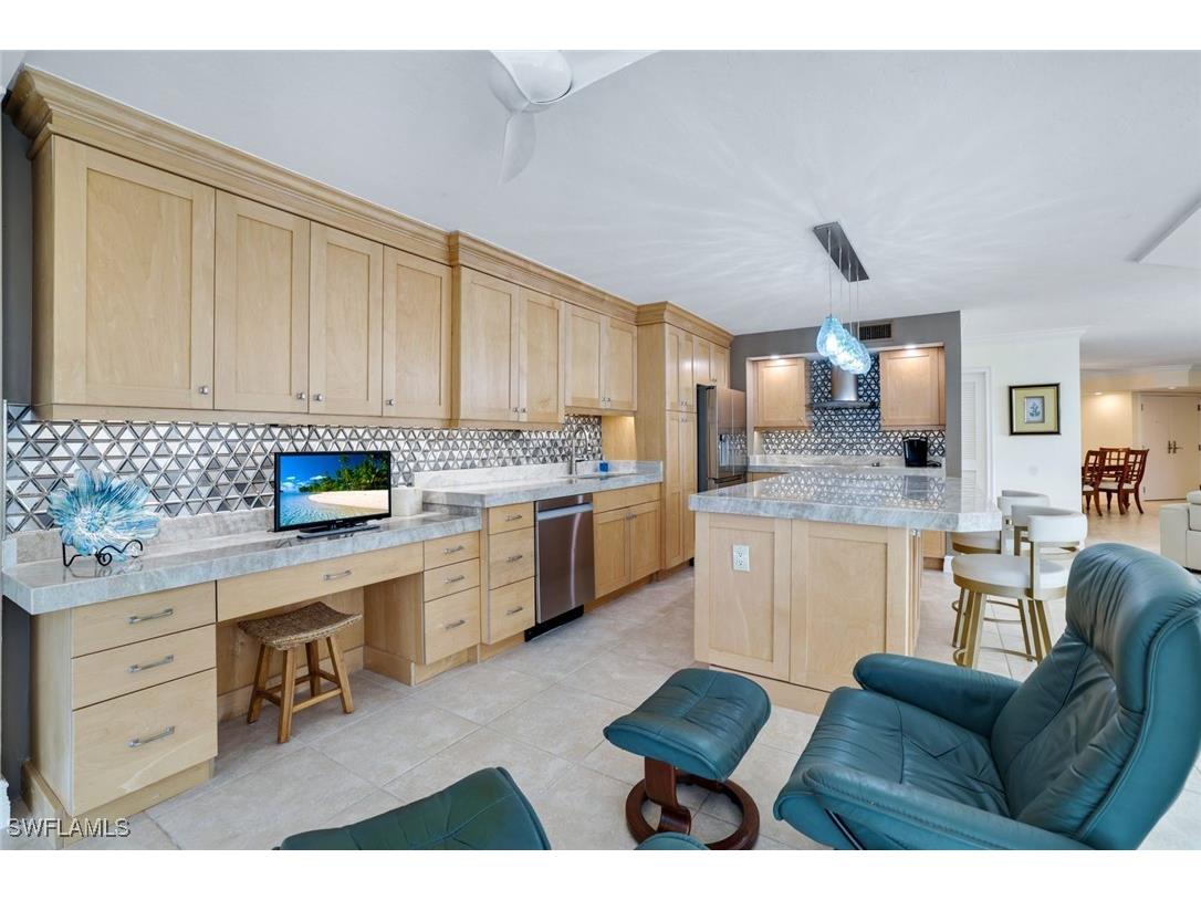 4041 Gulf Shore Boulevard N #802 Naples FL 34103 225069069 image11