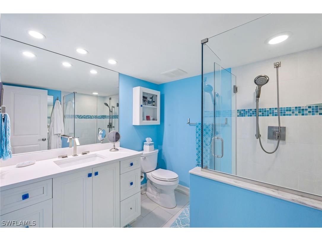 4041 Gulf Shore Boulevard N #805 Naples FL 34103 226008729 image17