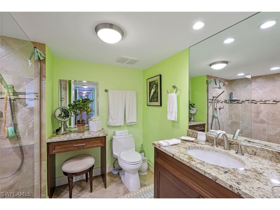 4041 Gulf Shore Boulevard N #805 Naples FL 34103 226008729 image19