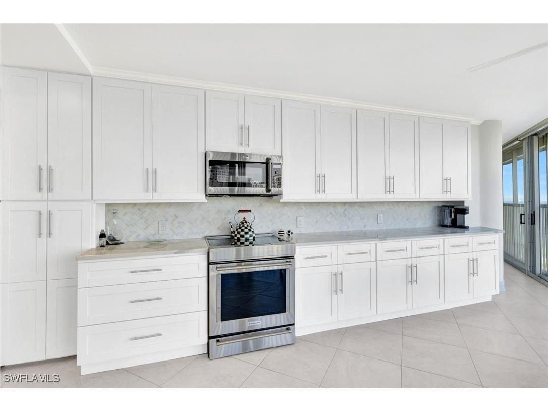 4041 Gulf Shore Boulevard N #907 Naples FL 34103 226003754 image14