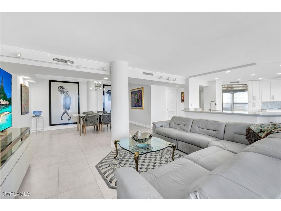 4041 Gulf Shore Boulevard N #907 Naples FL 34103 226003754 image3