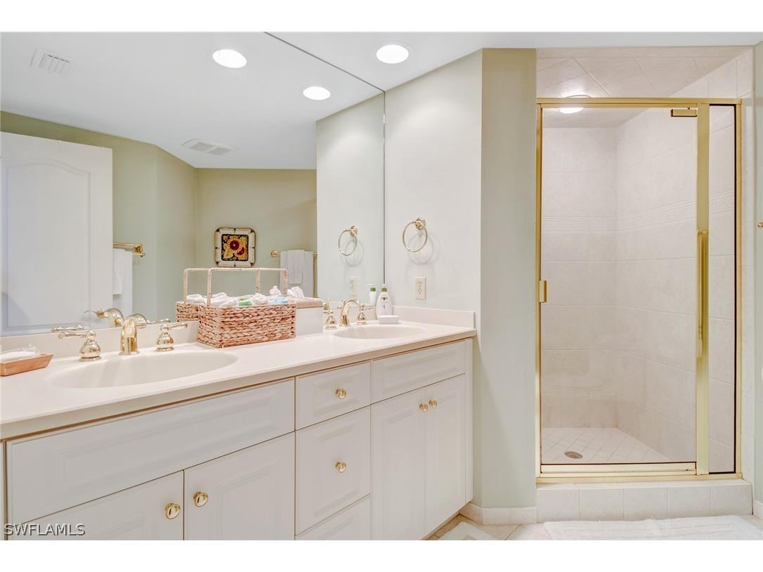 4041 Gulf Shore Boulevard N #PH-7 Naples FL 34103 226008732 image24