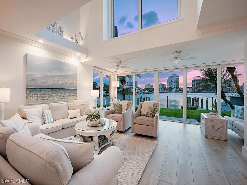 4045 Crayton Road #4045 Naples FL 34103 223080262 image1