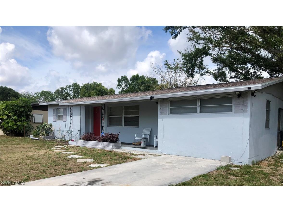 4045 Edgewood Avenue Fort Myers FL 33916 223027739 image1