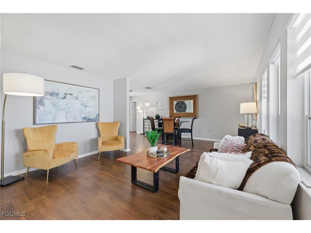 4047 Country Club Boulevard Cape Coral FL 33904 2026001440 image15