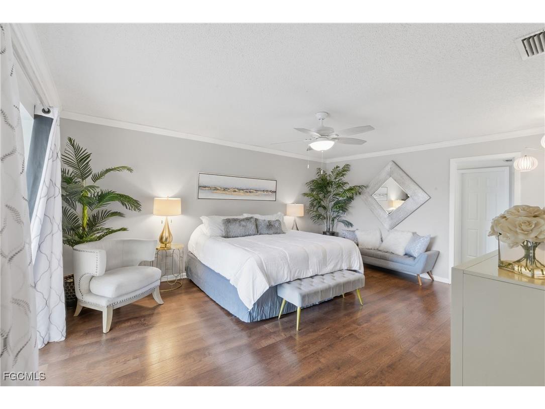 4047 Country Club Boulevard Cape Coral FL 33904 2026001440 image22