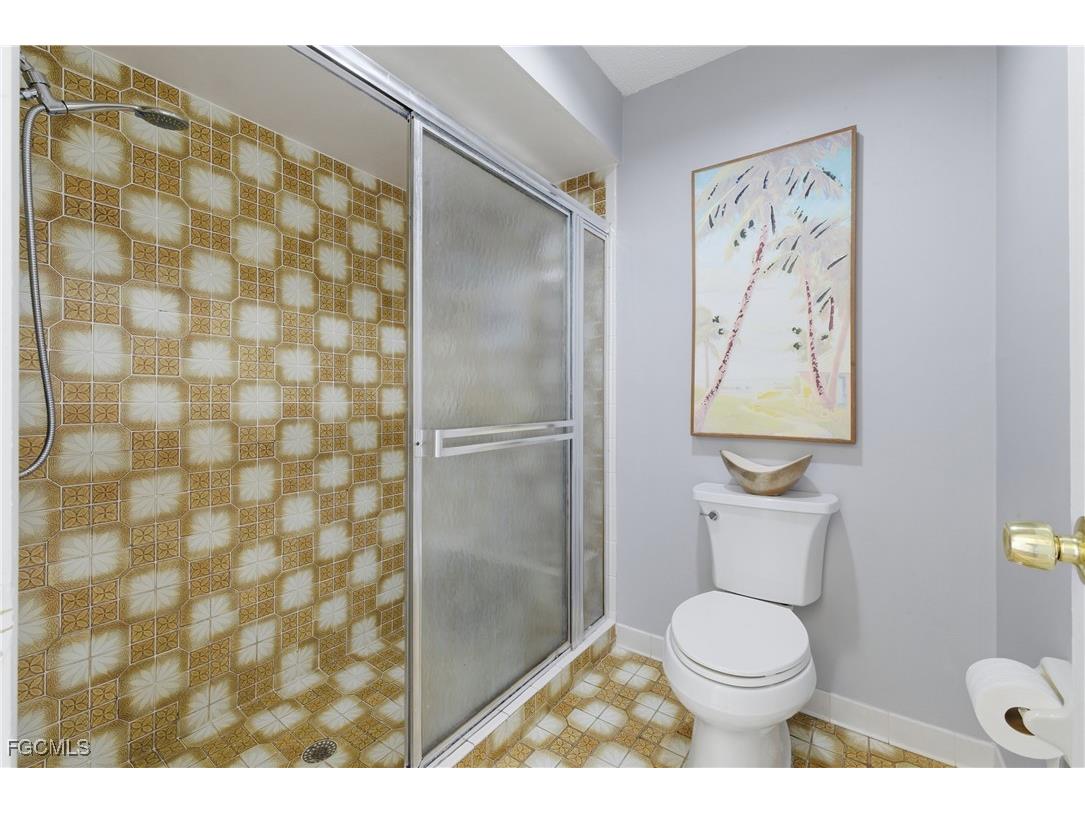 4047 Country Club Boulevard Cape Coral FL 33904 2026001440 image27