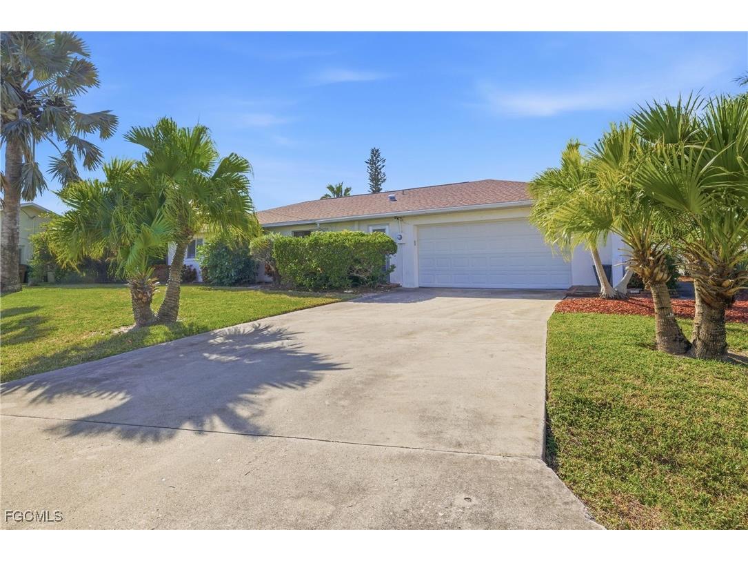 4047 Country Club Boulevard Cape Coral FL 33904 2026001440 image45