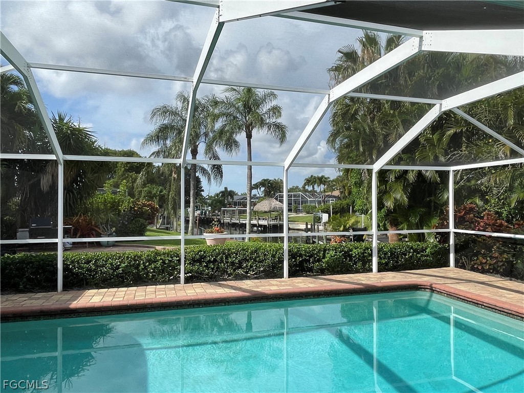 4047 Country Club Boulevard Cape Coral FL 33904 2026001440 image7