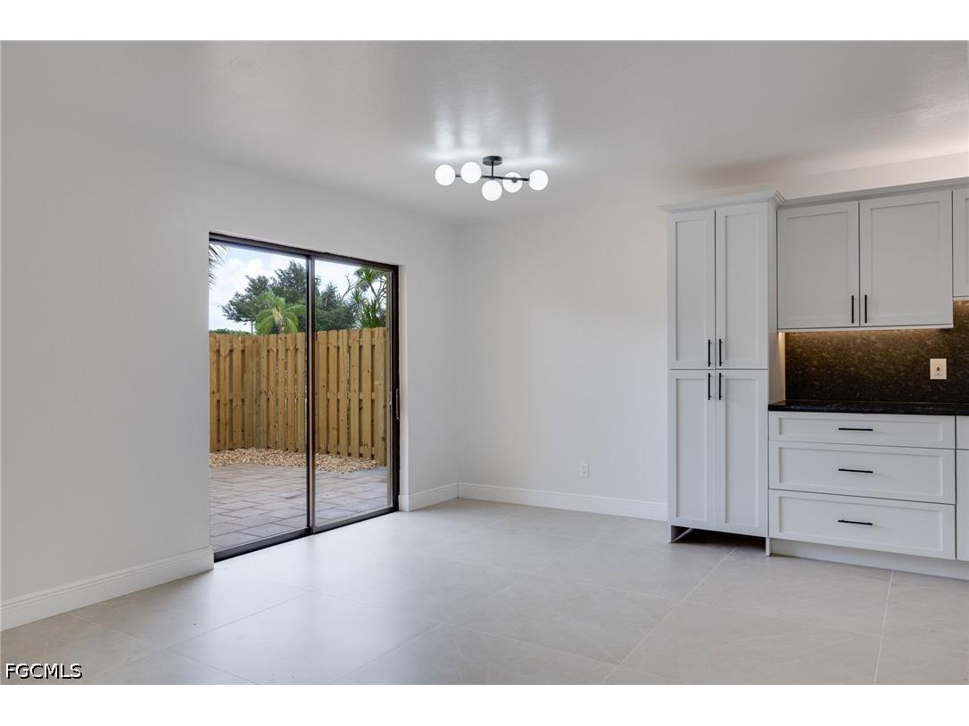 4047 Sandlewood Lane #3 Fort Myers FL 33907 2026024329 image7