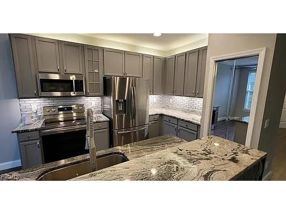 4048 Cherrybrook Loop Fort Myers FL 33966 2025017489 image3