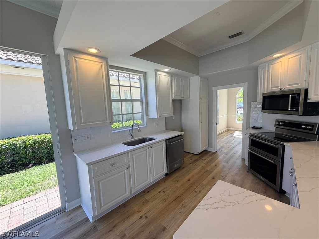 4048 Trinidad Way Naples FL 34119 226005918 image5